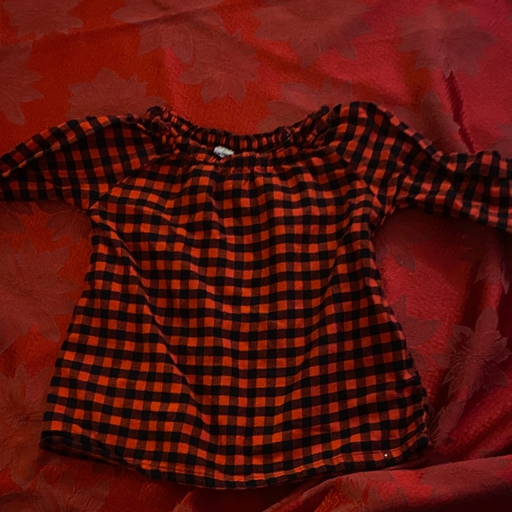 3/25
Carter's Red and Black Checkered Kids Blouse